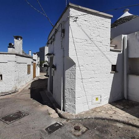 Capodigallo Holiday Trullo Monte Santo Alberobello Exterior photo